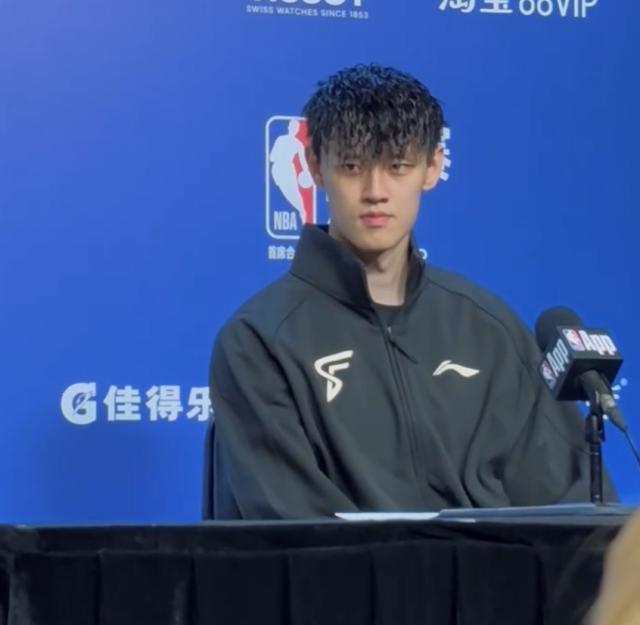 曾凡博亮相NBA中国赛