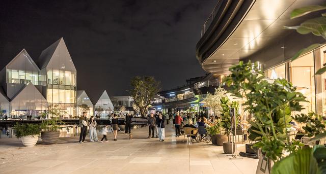 速来体验！万象滨海购物村试营业开启