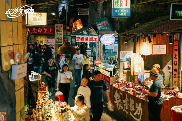 长江策｜金陵长乐坊闭店休整：大热过后如何真正“入戏”？