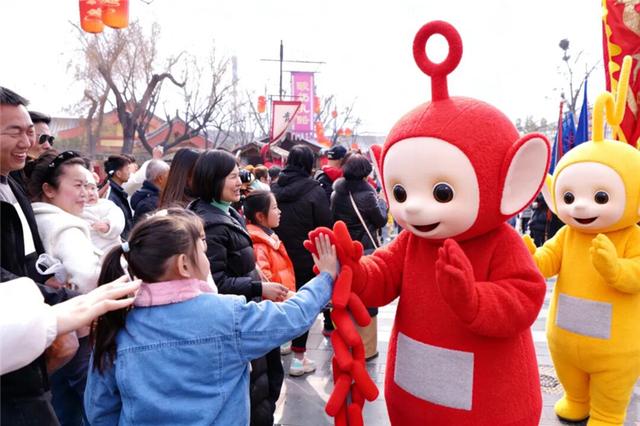 河南开封清明上河园：汉服免费？鱼灯免费？游园免费？快来开封一起感受辛弃疾笔下的“一夜鱼龙舞”！