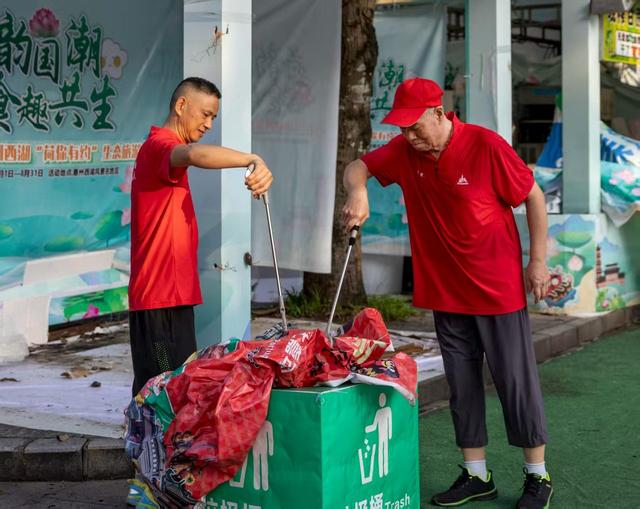 西湖双城记：一条苏堤连起的“生态志愿军”
