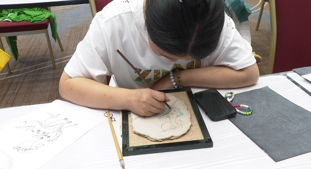 敦煌：科技护脉 文旅造血 丝路传声