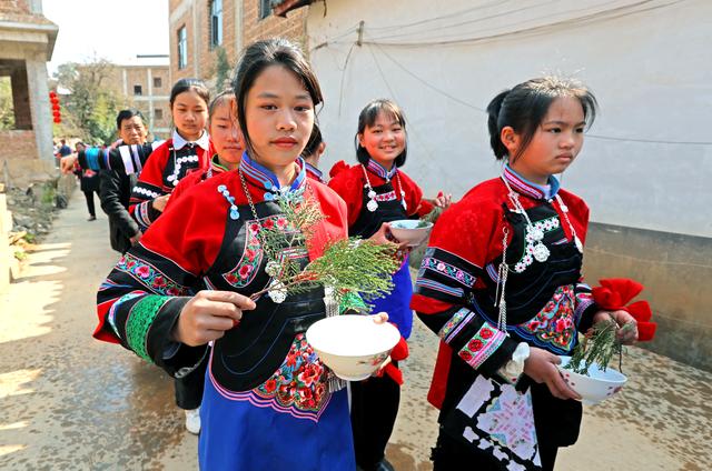 非遗“太平节”闹热普者黑 白族风情醉游人