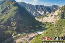 强降雨天气频发 呼和浩特消防无人机预警筑牢防线图片