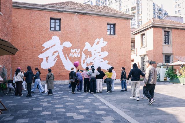 放秋假的中小学生都来武汉吃美食了 | 跟着美食游武汉