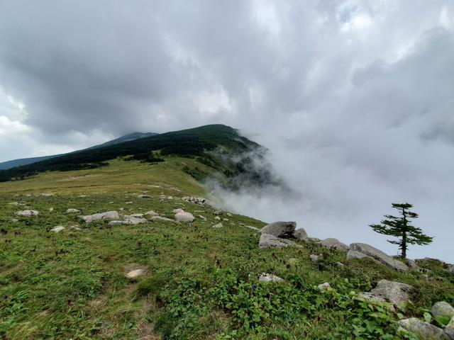 穿越鳌太线，一门明码标价的生意：春节定制开价3万，“收费救援比带路更火”