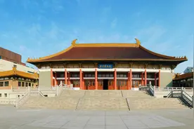 成毅、张馨予戏服原件将在南京博物院展出图片