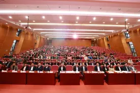 让早期、原创科技成果走出实验室进入大市场，上海交通大学概念验证中心联盟启动，科创加速营2024-2025学年开营图片