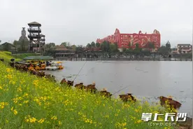 真·带薪钓鱼！炭河古城“姜太公”今日上岗图片