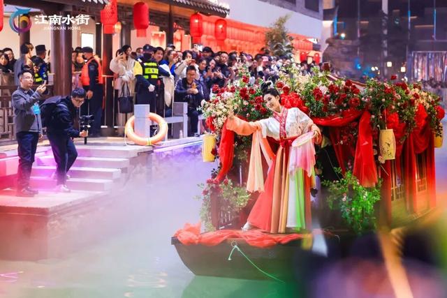 从“一次性打卡”到“反复回访”：江南水街的长尾吸引力在哪里？