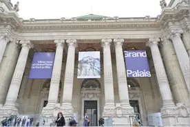 “绣”出国际范儿！这位非遗传承人携湘绣惊艳巴黎大皇宫图片