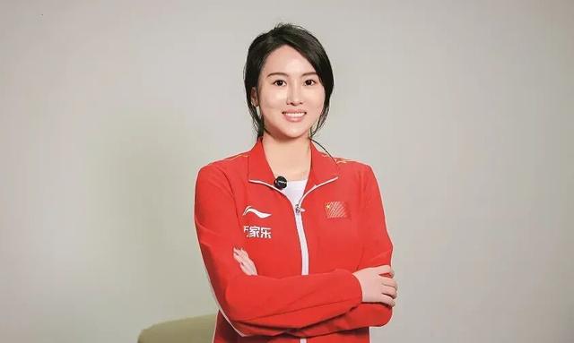 演员杨旭文方回应与跳水冠军陈若琳订婚：假