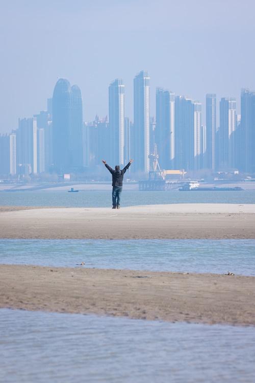 暖意浓！武汉冬日限定江景走红