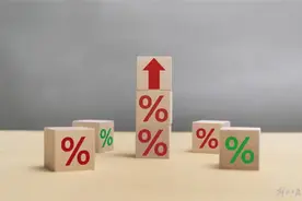 2025年一季度我国服务进出口总额19741.8亿元，同比增长8.7%图片