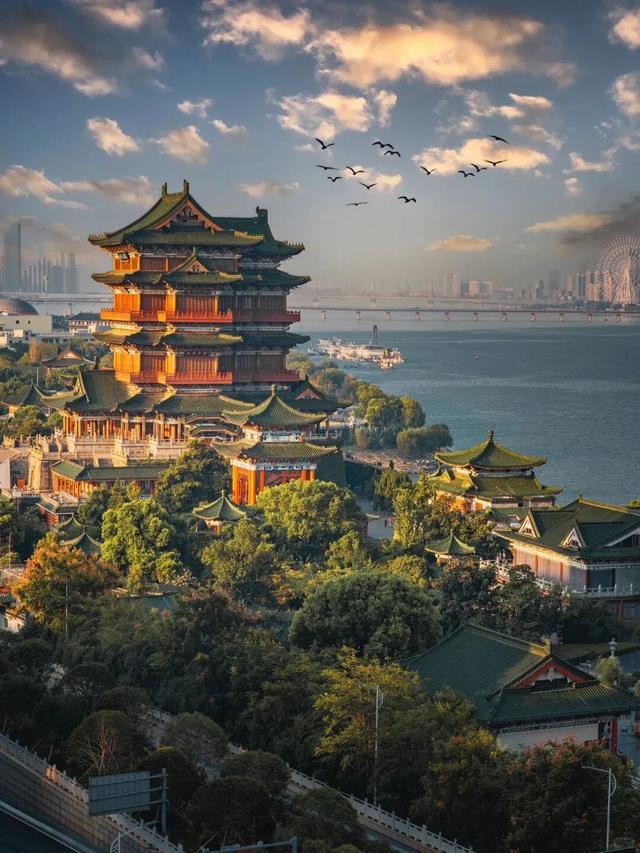 跟着课本游赣鄱！