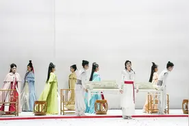 全本话剧《红楼梦》首次赴京，迎来第100场演出图片