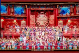 《世界赠予我的》《栋梁》《伊人》……2025总台春晚完成第四次彩排图片