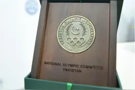 温暖瞬间｜一枚勋章和一封感谢信图片