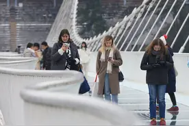 “太惊叹了”“太快，太准时了”……免签入境中国，外国游客感受如何？图片