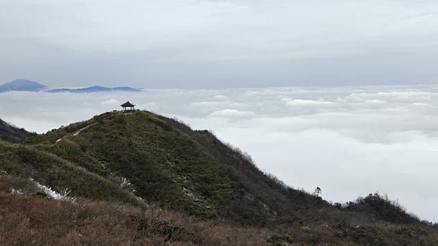 银装素裹  云海茫茫