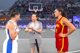 巴黎奥运会篮球女裁判，她来自南京医科大学！图片