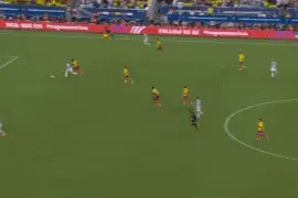 阿根廷1-0哥伦比亚六连胜夺冠，劳塔罗加时赛绝杀，梅西伤退图片