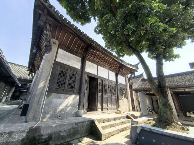 同舟共济：在路上的同济大学