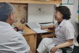泪道阻塞5年江苏女医生险断职业生涯，武汉医生精准疏通助其摆脱顽固眼疾图片