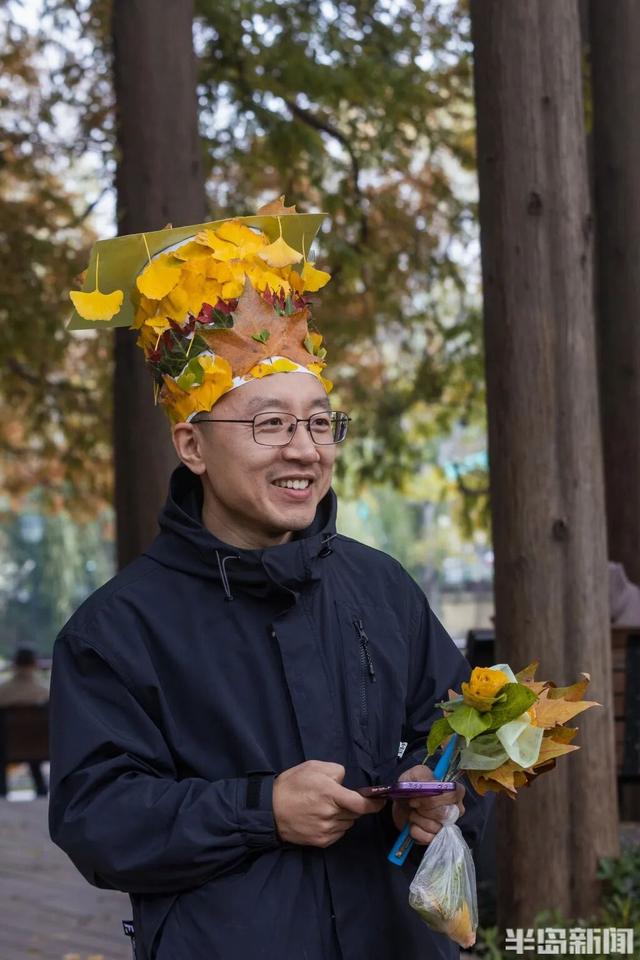 青岛八大关，乌泱泱的人为一件事而来！一款“魔法帽”火了！现场照片→