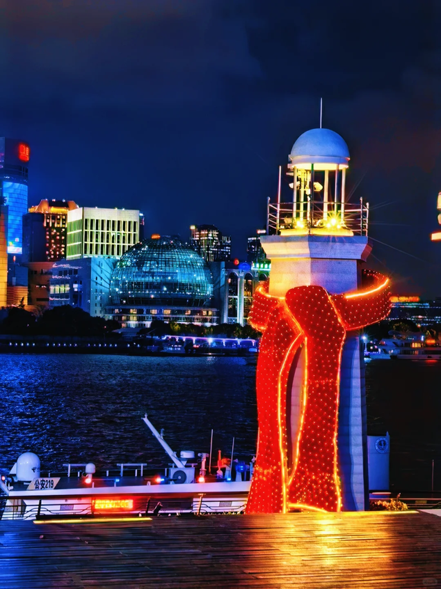 上海首个450㎡浦江冰场！飘雪、市集、和陆家嘴三件套同框，出片率100%→