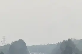 许广高速衡阳段北往南一路畅通，南往北方向大排长龙，往南车友：我先走一步图片