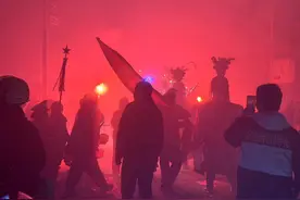 对话福州游神队伍负责人：网红扮神要是放在以前，可能挨打图片