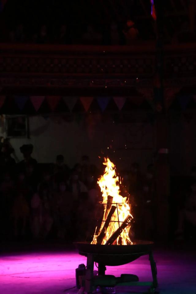 【冬季暖阳 凉山不凉】最全美食美景旅行攻略出炉！第一次来泸沽湖旅游必看！