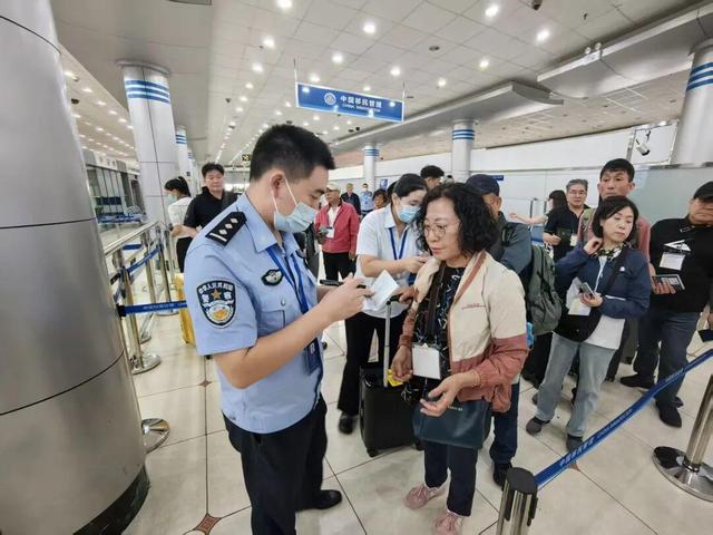 这个假期，荣成石岛迎来多个韩国旅游团