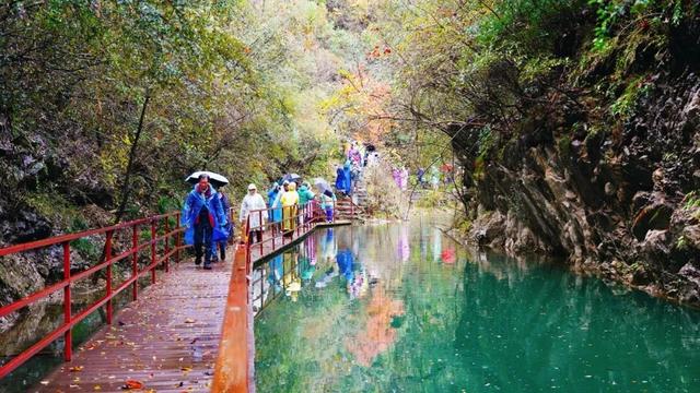 韩国游客包机来大美郧阳 沉浸式感受山水人文魅力