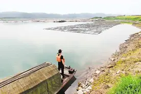 中坝渔民上岸 日子越过越甜图片