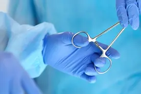 眼皮下垂、视物重影？当心是动眼神经麻痹！图片