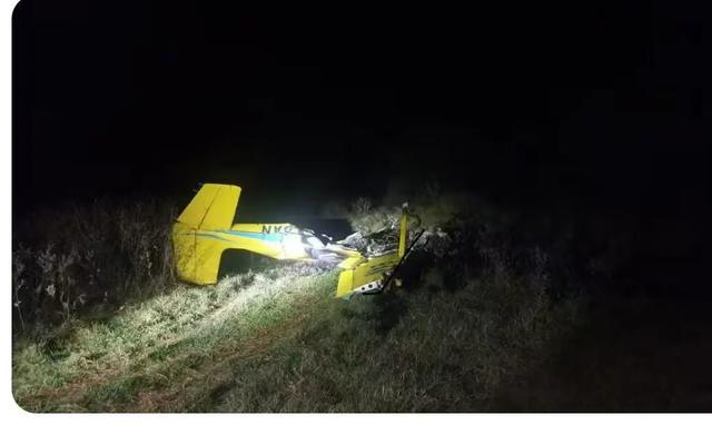 北大教授俞孔坚在巴西坠机身亡，当天曾发视频称“探秘刚刚开始”；事发时飞机突然失去高度坠落并爆炸	，机龄已67年；巴西总统发文悼念