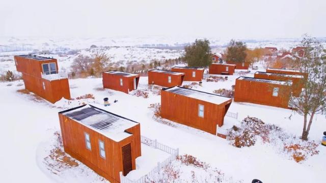 我在银沙湾，等雪也等你