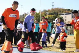 奥运冠军助阵 绿城举办大型亲子运动会图片