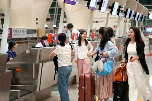 机票价格“大跳水”！深圳飞丽江、威海、济南等地降幅70%以上