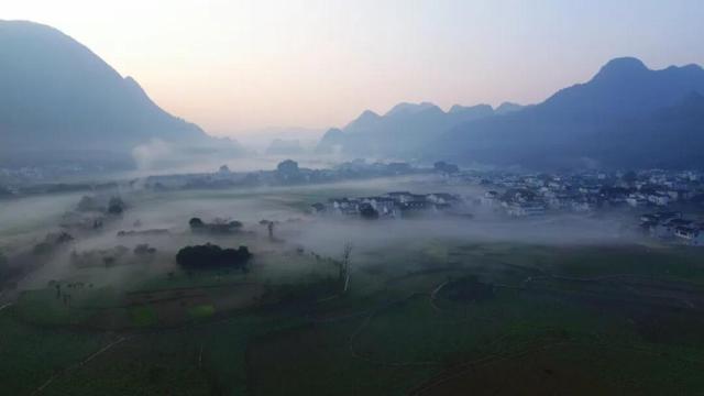 这个冬天，到贵州赴一场色彩之约