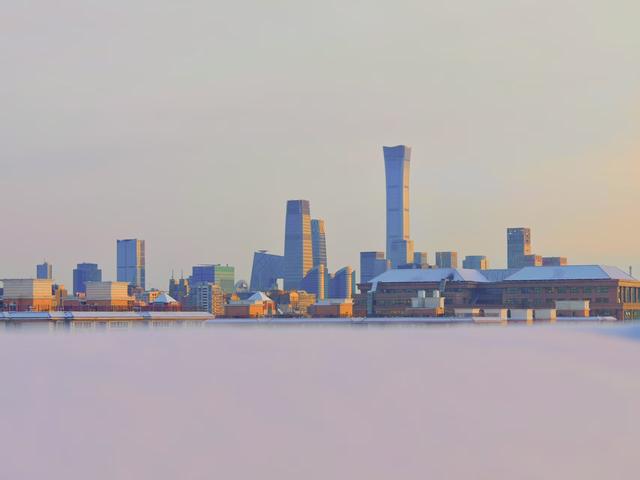 雪后北京，日出“上新”！每一道光，都像在给城市镀金