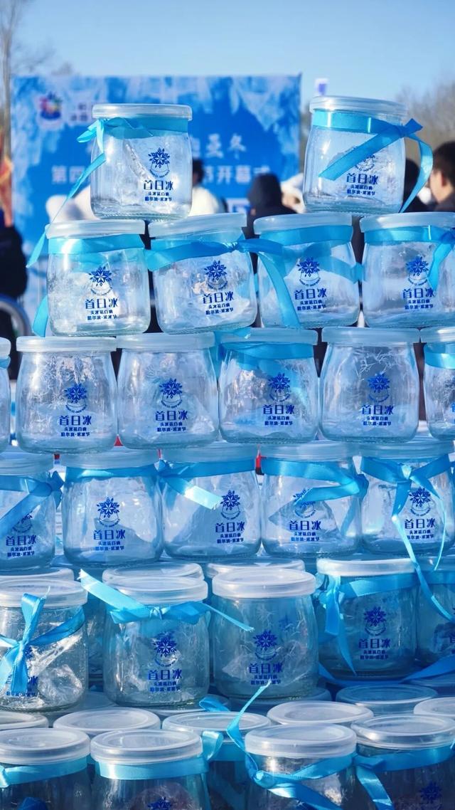 松花江上第一块冰即将采出！