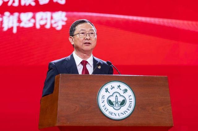 中大新生上“大学第一课”