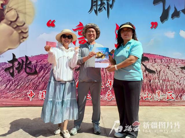 新疆“小而美”旅游正升温​