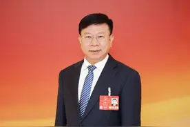 全国人大代表吴相君：加快推进中医药数字化、智能化发展图片