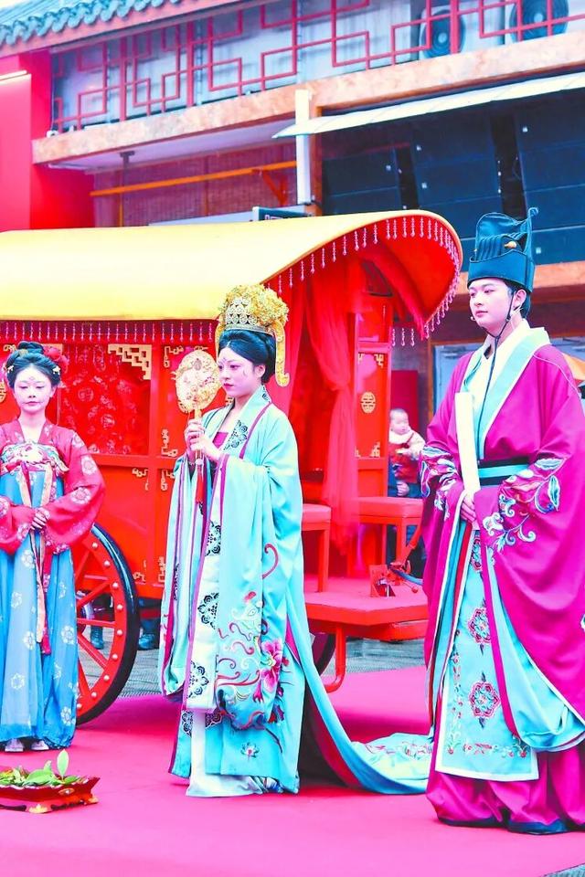 谁懂仪陇这份浪漫！千年古街邂逅唐风雅韵，旧貌换新颜好惊艳