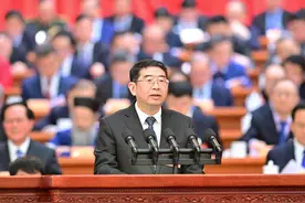 两会受权发布丨王路委员代表农工党中央发言：大力推进新材料产业创新发展　加快形成新质生产力图片