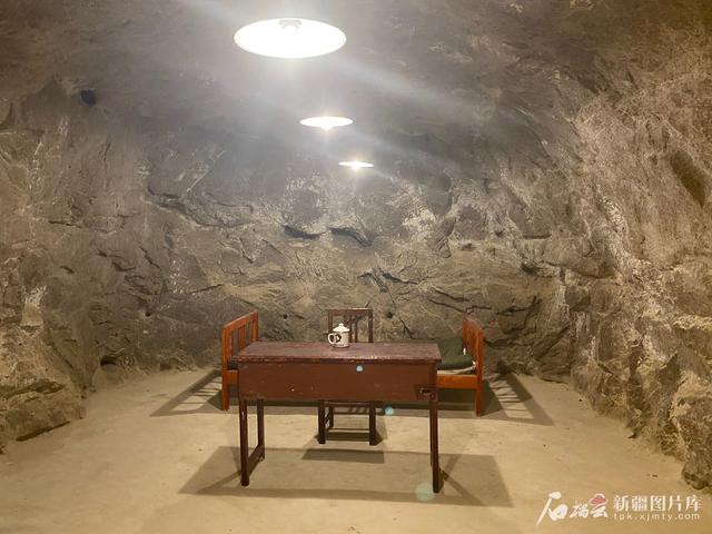 文化中国行·行走美丽新疆 | 戈壁马兰花开，见证两弹峥嵘岁月